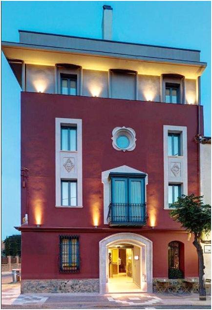 Hotel Sant Jordi Montbrió del Camp Exterior foto