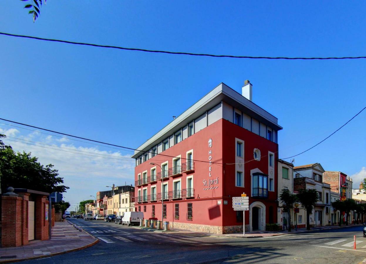 Hotel Sant Jordi Montbrió del Camp Exterior foto