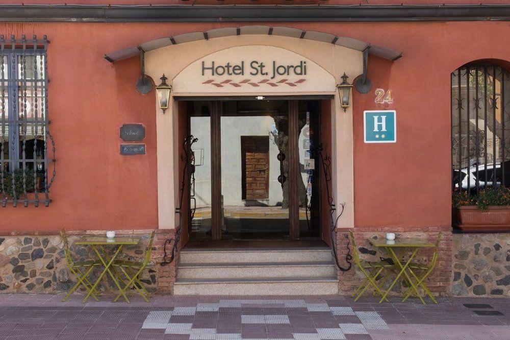 Hotel Sant Jordi Montbrió del Camp Exterior foto